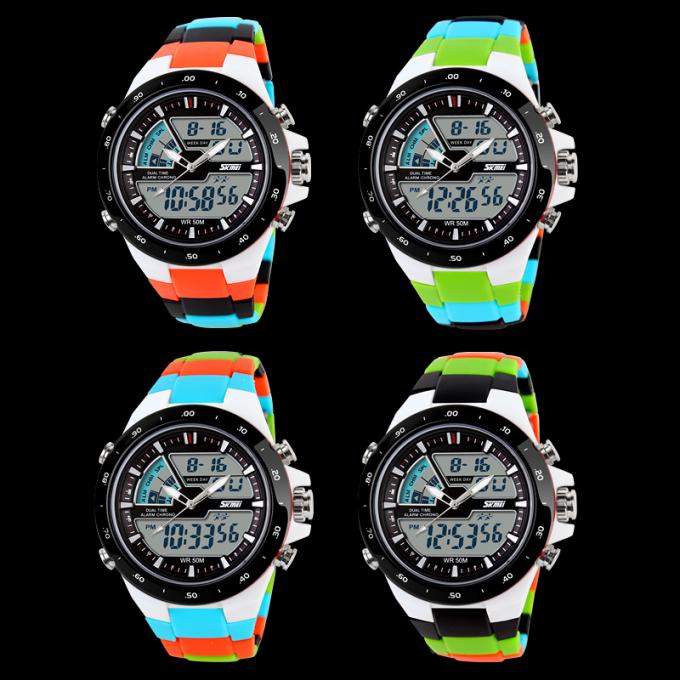 Montre multifonctionnelle de sport de 5 atmosphères pour l'adolescent, montre de robe de Digital