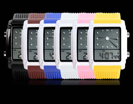 Montre analogue imperméable d'affichage à cristaux liquides